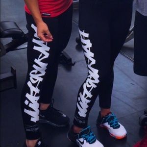 FlagnorFail Leggings